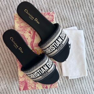 Women’s Dior Slide Sandals Size 39